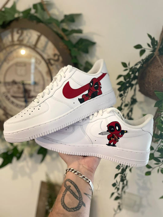Nike Air Force 1 Custom - Edition Spéciale Deadpool